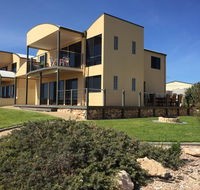 Sunset Cove Beach House - e-Seniors