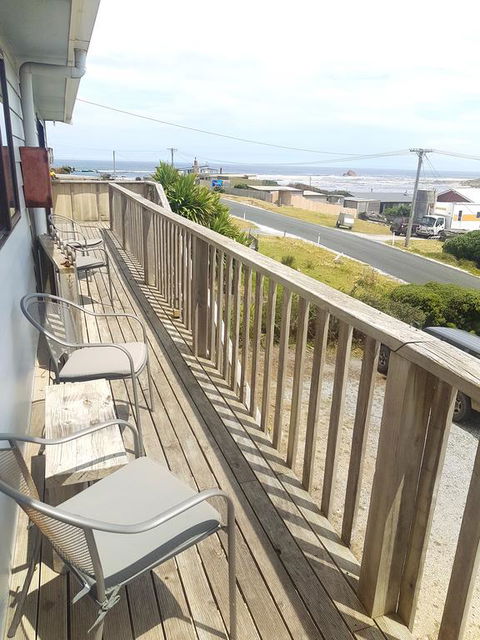 Sunset Holiday Villas - e-Seniors 3