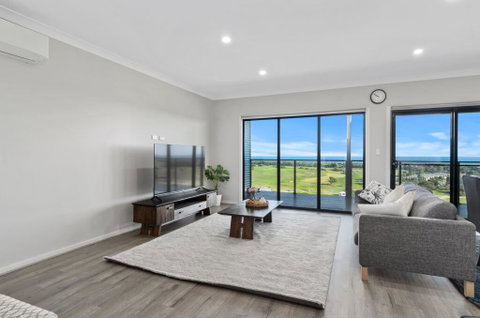 Sunset Horizon At Lady Bay - 8 Huntingdale Drive - e-Seniors 2
