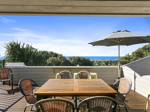 Sunshine Beach Serenity And Pet Friendly ! 9 Seaview Terrace, Sunshine Beach, QLD 4567 - e-Seniors 0