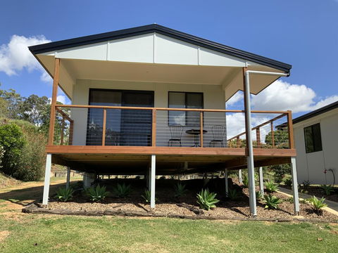 Sunshine Coast Retreat - e-Seniors 3
