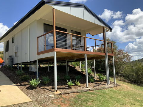 Sunshine Coast Retreat - e-Seniors 1