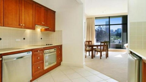 Superior Apartment With Views - e-Seniors 2