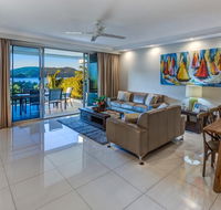 Superior Poinciana 011 on Hamilton Island - e-Seniors