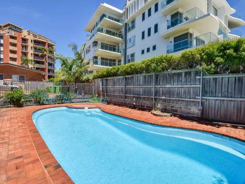 Surf Side Palms 12 - e-Seniors 2