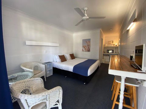 Surf Street Motel - e-Seniors 2