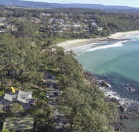 Surfers Ave Retreat Narrawallee - e-Seniors