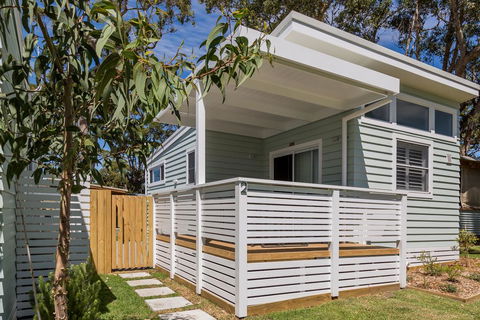 Surfside Cudmirrah Beach - e-Seniors 0