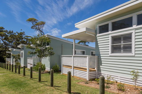 Surfside Cudmirrah Beach - e-Seniors 2