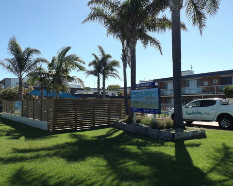 Surfside Merimbula Holiday Apartments - e-Seniors 1