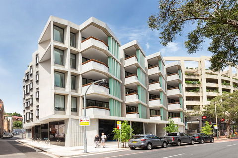 Surry Hills Fully Furnished Apartment (ELZ) - e-Seniors 0
