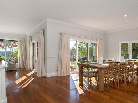 Sutton Downs - Renovated Country Home On 100 Acres - e-Seniors 1