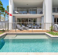 SWIM UP DRIFT APARTMENT 12 South - e-Seniors