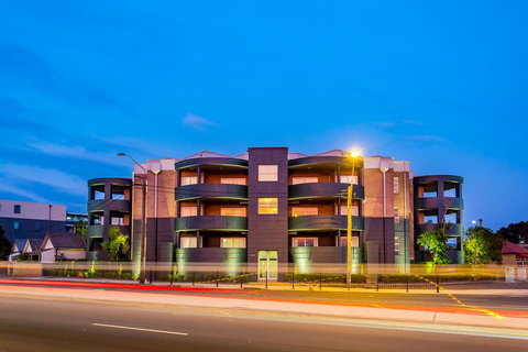Sydney Airport Suites - e-Seniors 0