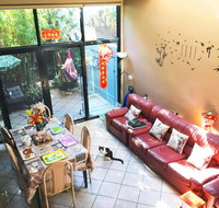 Sydney City Quiet Victorian Townhouse Convenient Location - e-Seniors