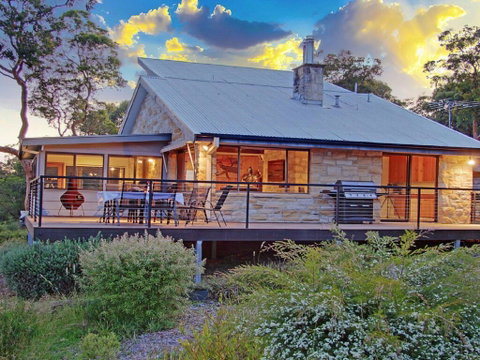 Sydney View - 70km From Sydney, 1000km From Care! - e-Seniors 1