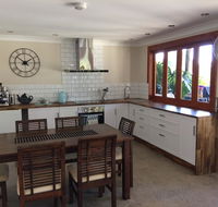 TAKURA HEIGHTS Modern Country Apartment with pool access - e-Seniors
