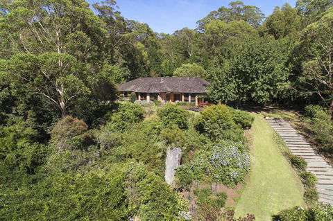 Taliesin - Beautiful 4 Bedroom Home With Amazing Views! - e-Seniors 2
