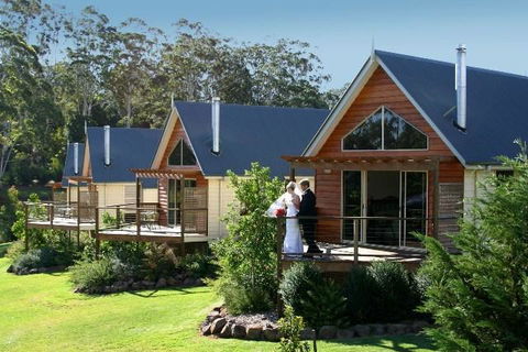 Tamborine Gardens - e-Seniors 0