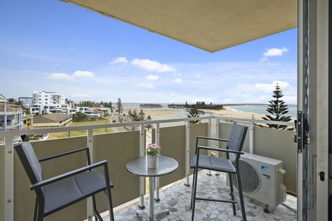 Tasman Towers - Unit 13 - e-Seniors 0