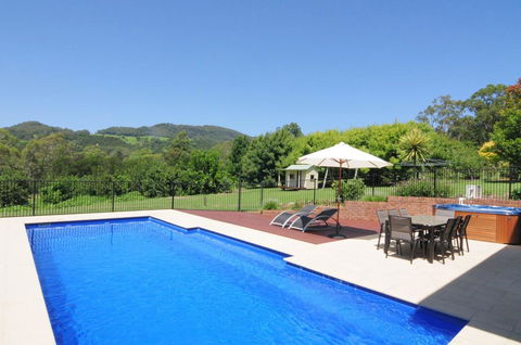 Tatiara - Spacious Family Friendly Home! - e-Seniors 0
