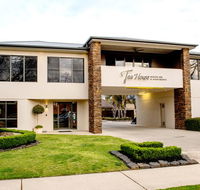 Tea House Motor Inn - e-Seniors