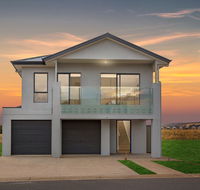 Tee Two on Troon - 21/30 Troon Drive - e-Seniors