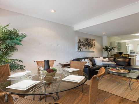 Tehidy Townhouse - e-Seniors 3