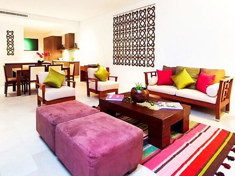 Temple 121 Modern Spacious Palm Cove 2 Brm 2 Bth Resort Apartment With Courtyard - e-Seniors 3