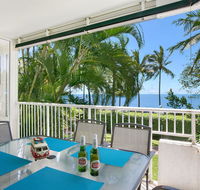 The Beach House 3BR Waterfront Apartment Own WIFI - e-Seniors