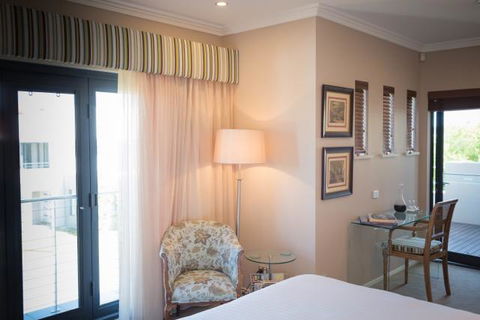 The Beach House At Bayside - e-Seniors 2