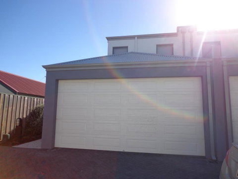 The Beach Villa Bunbury - e-Seniors 1