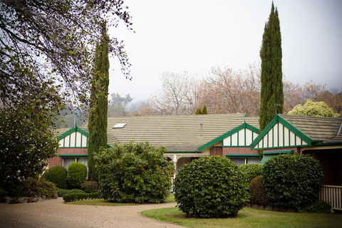 The Birch House - Silver Birches Luxury Accommodation Bright - e-Seniors 1