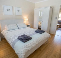 The Blue Door Villa - e-Seniors