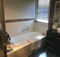 The Booville Hotel - e-Seniors