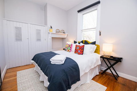 The Byng House Grand And Central, Entertain 12 - e-Seniors 2