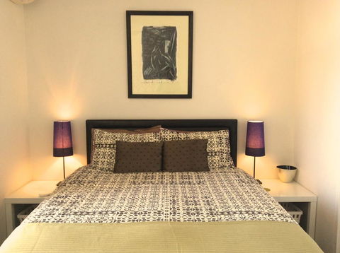 The Chee Bondi - e-Seniors 0