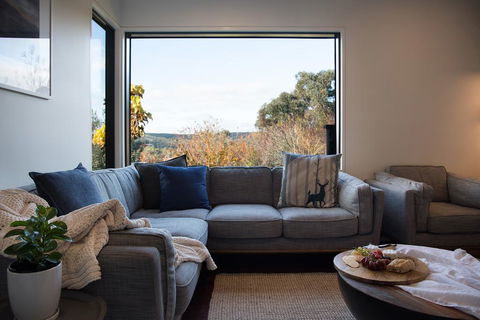 The Clubhouse - e-Seniors 1