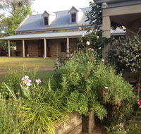 The Coach House on River and Park - e-Seniors