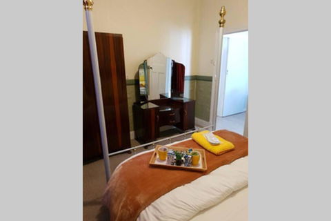 The Comfort Cottage On Williams - e-Seniors 3