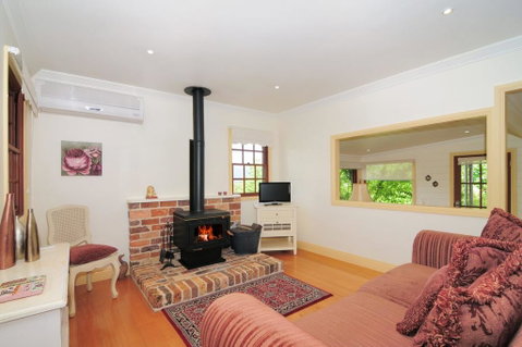 The Dairy - Kangaroo Valley - e-Seniors 1