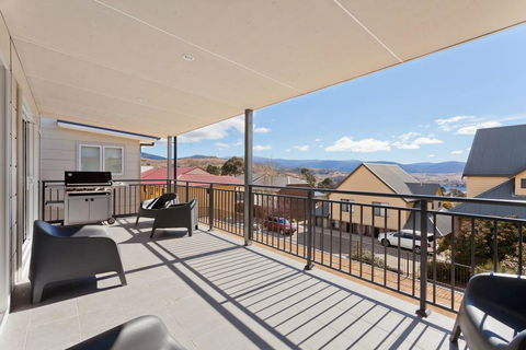 The Elements East - Jindabyne - e-Seniors 1