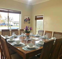 The Entertainer - Downtown Orange Sleeps 11 - e-Seniors
