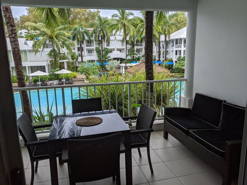 The Escape Luxury Apartments Peppers Beach Club Palm Cove - e-Seniors 3
