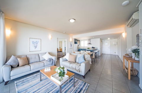 The Hamptons On Airlie - e-Seniors 2