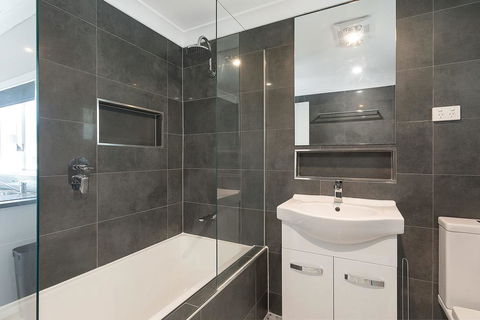 The Inlet Cottage - e-Seniors 0