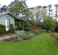 The Little House on The Hill - e-Seniors