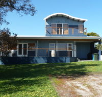 The Love Shack - Bridport - e-Seniors