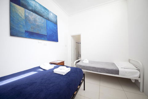 The Manly Hotel Est. 1964 - e-Seniors 2