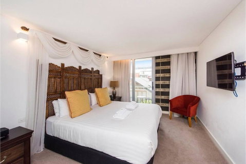 The Nest - Bohemian Space In Northbridge With Roof Terrace - e-Seniors 0
